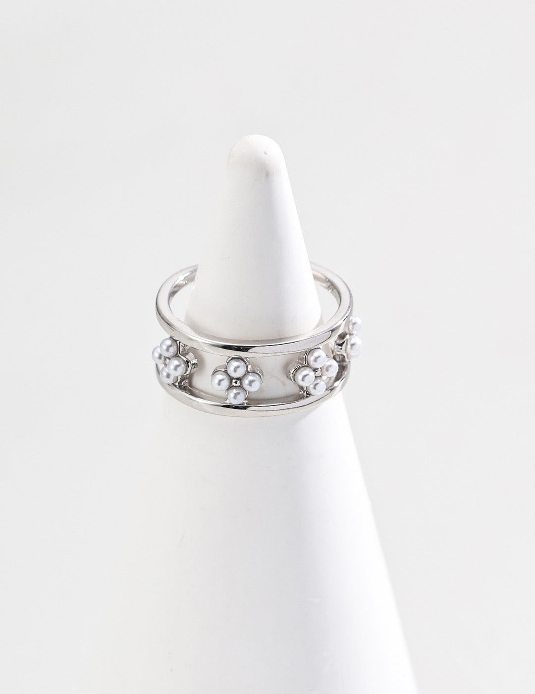 Pearl Blossom Ring