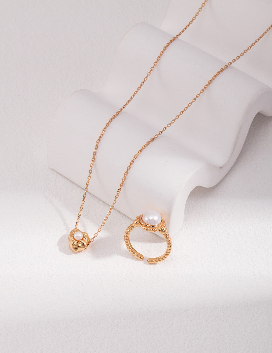 Luna Crest Ring