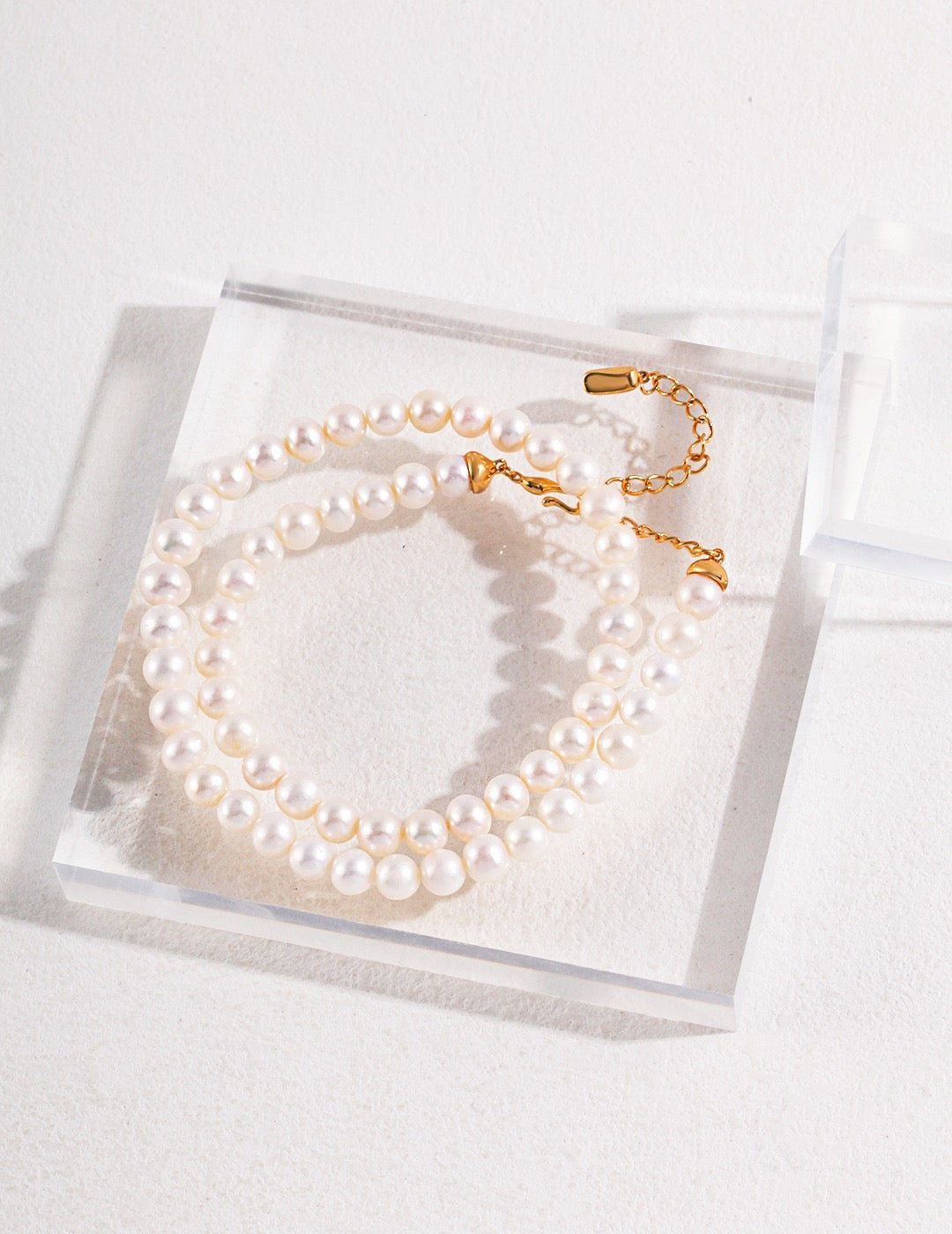 Classic Pearl necklace
