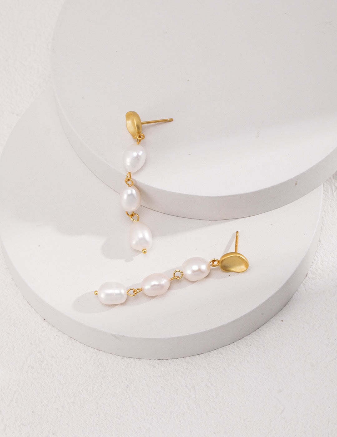 Dewdrop Pearl Earrings