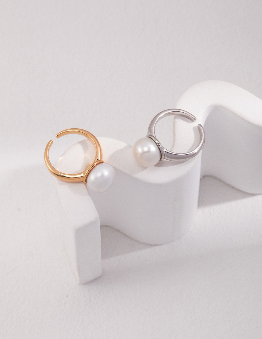 Single Pearl Ring