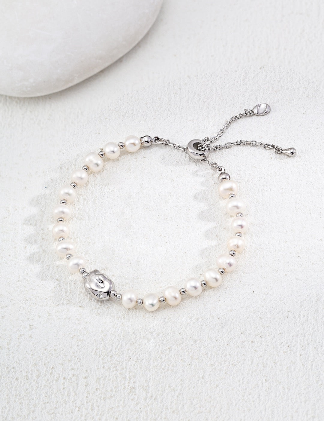 Moonlit Serenity - Bracelet