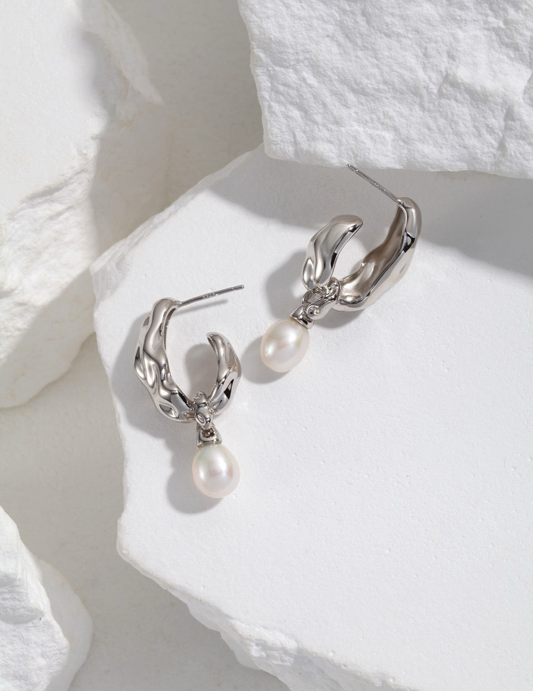 Pearl Drift Earrings