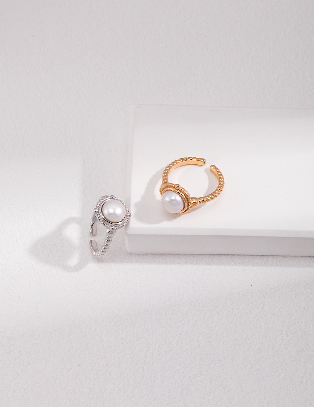 Luna Crest Ring