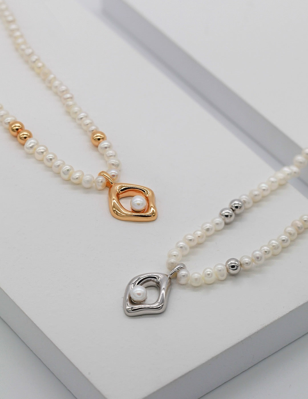 Vela Necklace