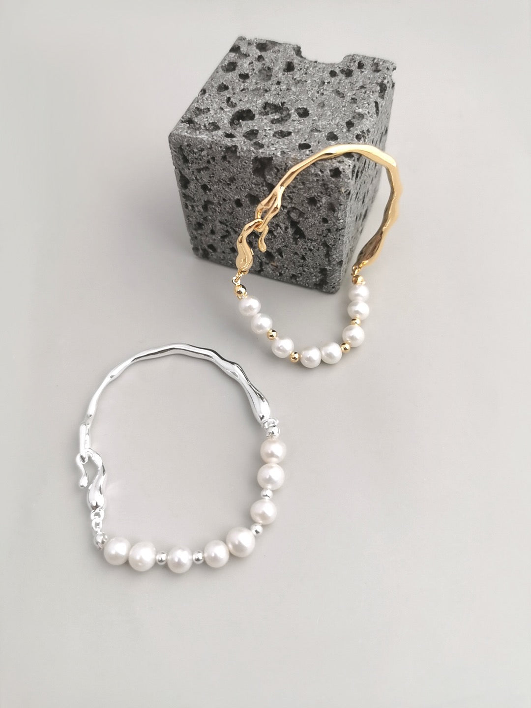 Pearl Cascade Bracelet
