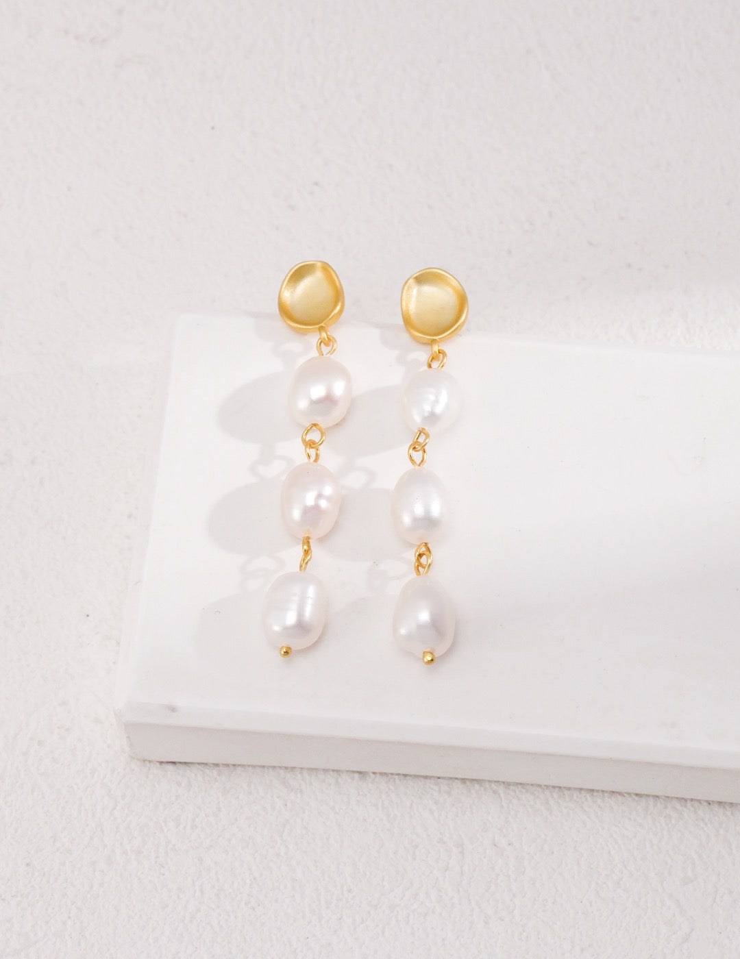 Dewdrop Pearl Earrings