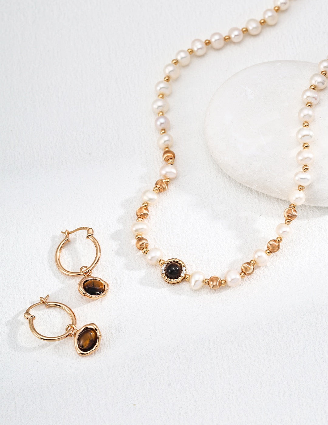 Golden Reverie Necklace