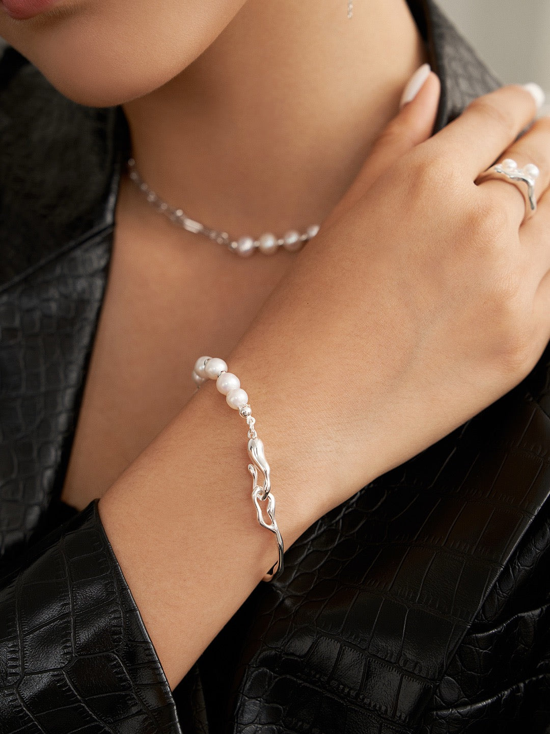 Pearl Cascade Bracelet