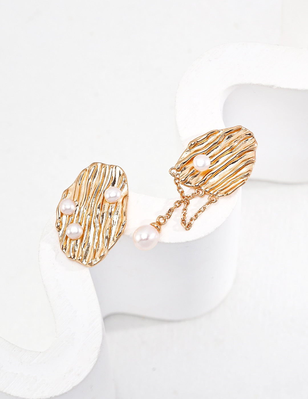 Pearl Ripple Earrings