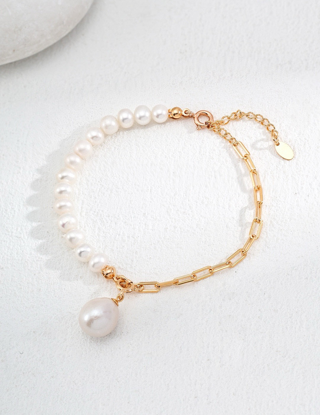 Lustrous Link Bracelet