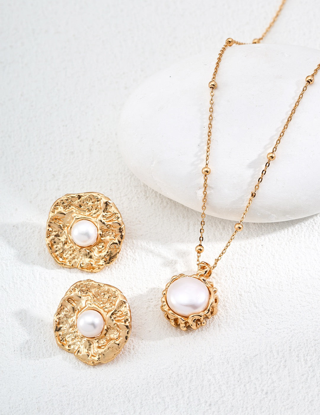 Luna Grace Necklace
