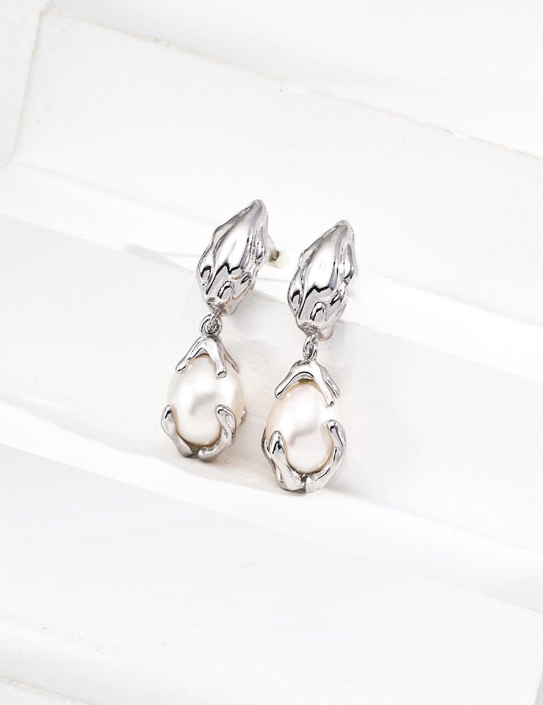 Elegance Drop