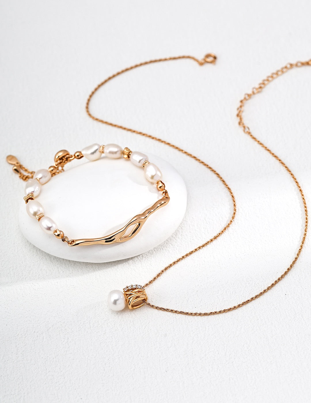 Elysian Flow Bracelet