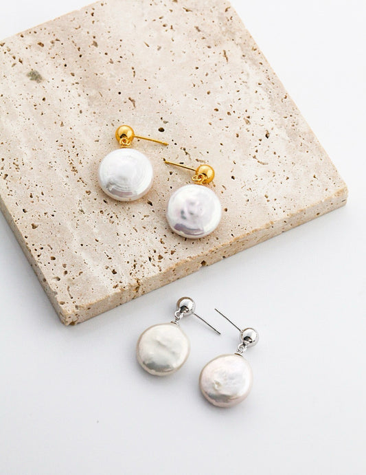Pebble Pearl Earring