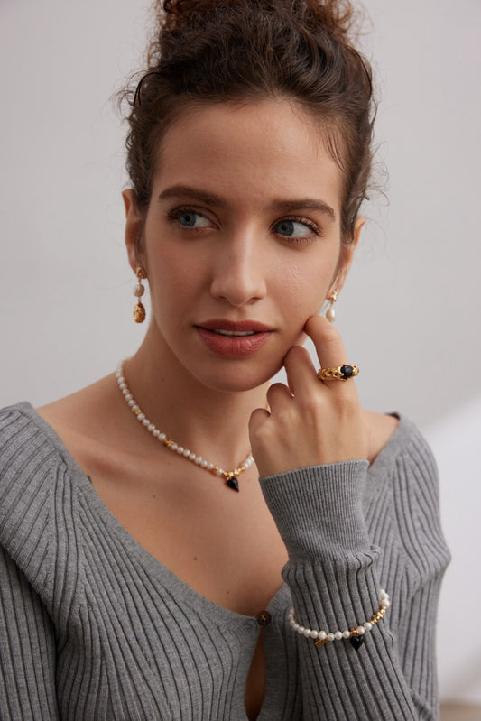 Eclipse Dew Earring