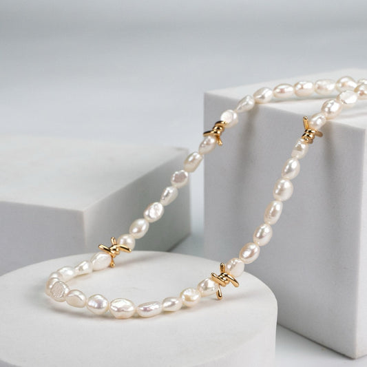 Lustrous Strand Necklace