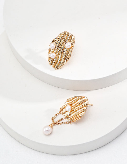 Pearl Ripple Earrings