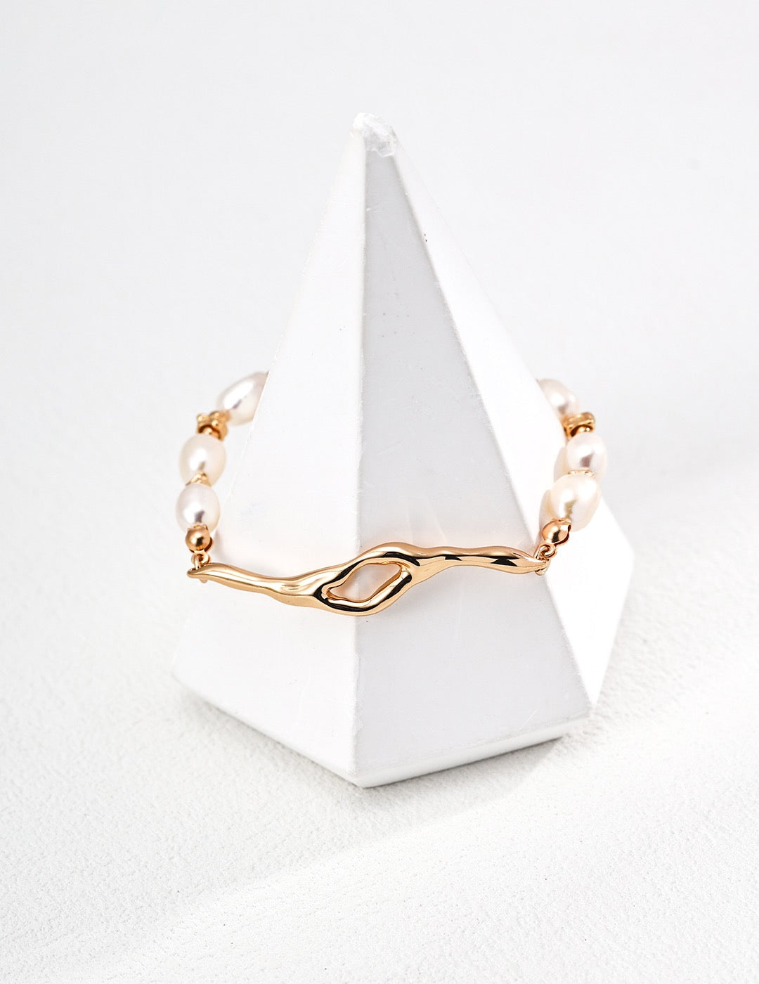 Elysian Flow Bracelet