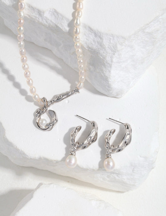 Pearl Drift Earrings