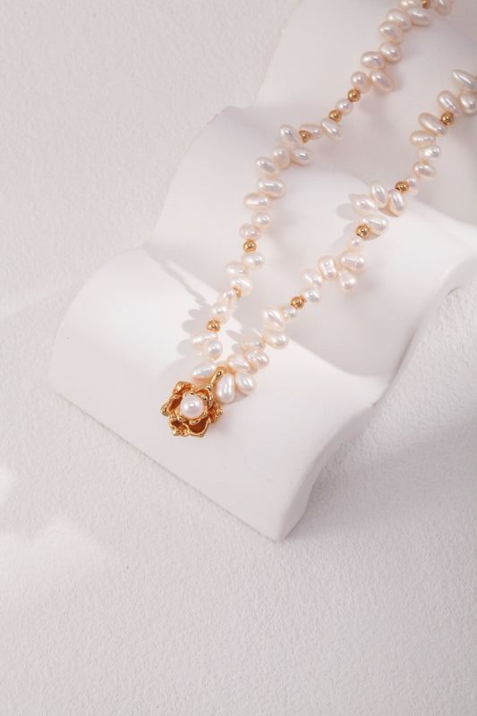 Pearl of the Camellia